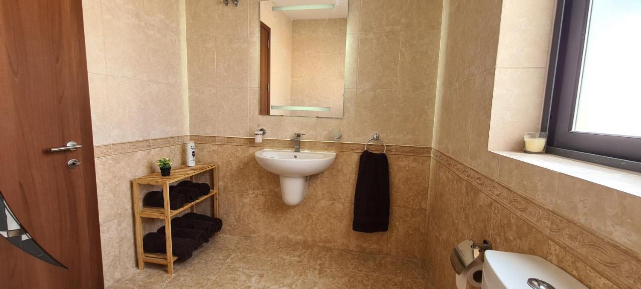 Large Apartment In Marsascala. Sleeps 6 Marsaskala Exteriér fotografie